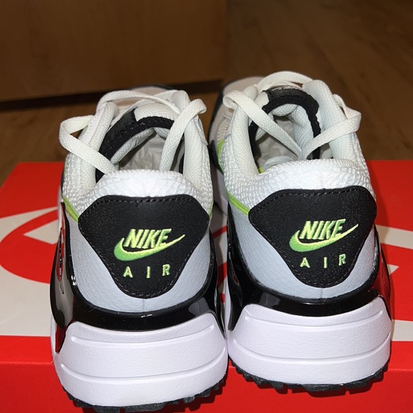 Nike Mens Air Max SYSTM size 8.5-12 White/Black/Volt NEW with Box - Picture 6 of 8